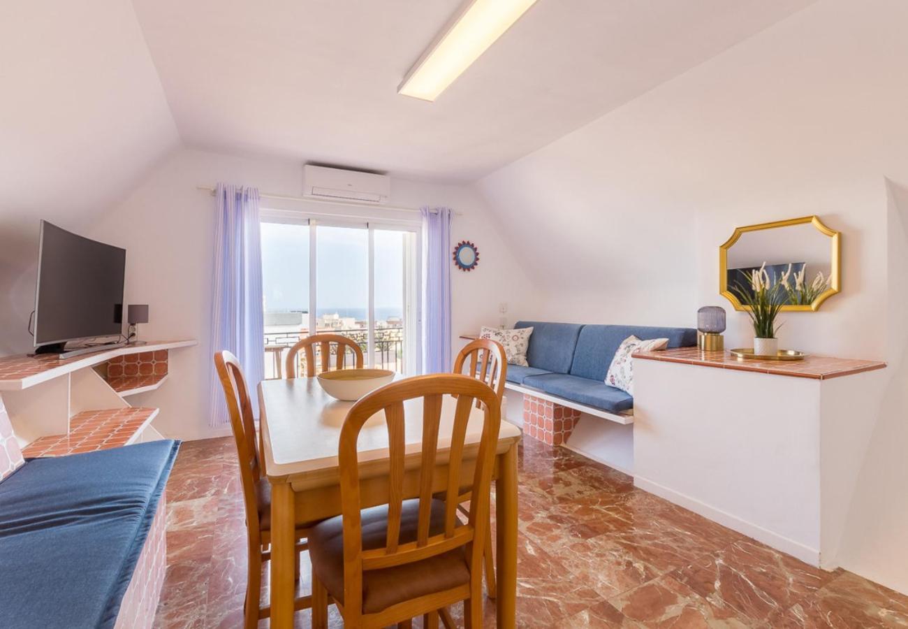 Reformado Apartamento En El Centro Con Vista Al Mar Torremolinos Exterior photo