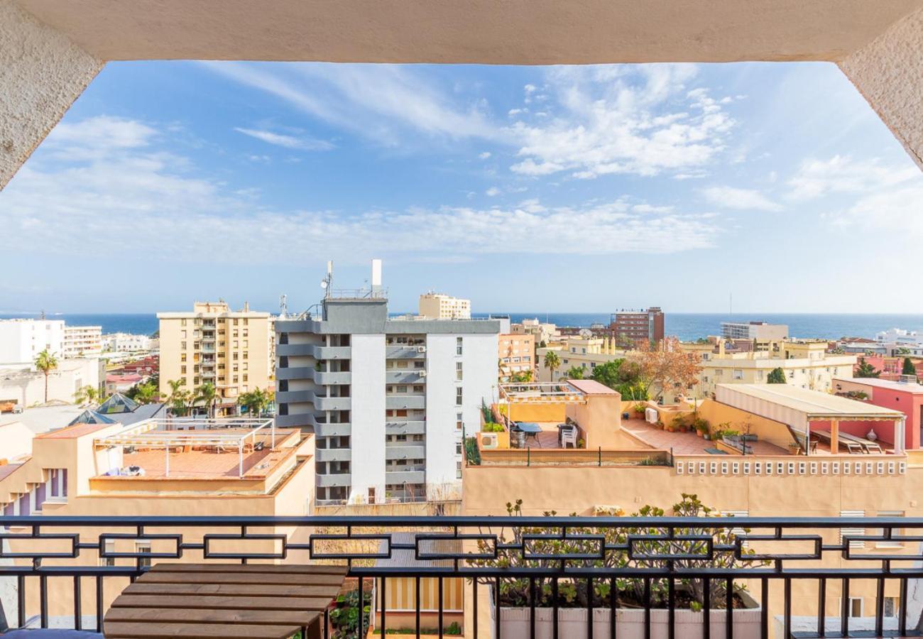 Reformado Apartamento En El Centro Con Vista Al Mar Torremolinos Exterior photo